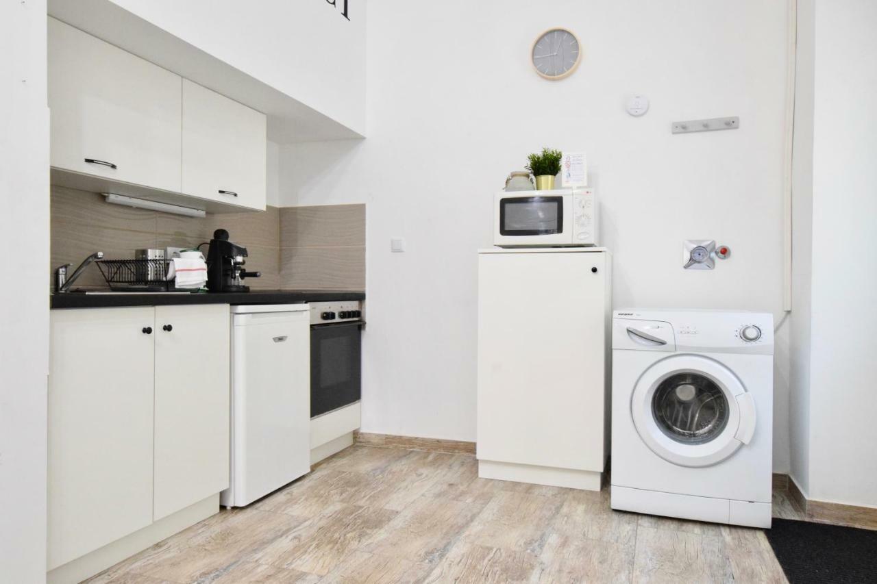 Standard Apartment By Hi5 - Akacfa 59 Βουδαπέστη Εξωτερικό φωτογραφία